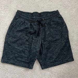 H&M men’s comfy shorts